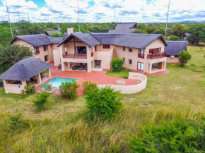 Waterberg House at Zebula - 8 adults and 4 kids under 10 years